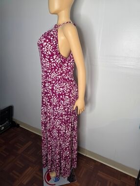 Gilli Magenta Floral Halter Maxi Dress Size 2X
